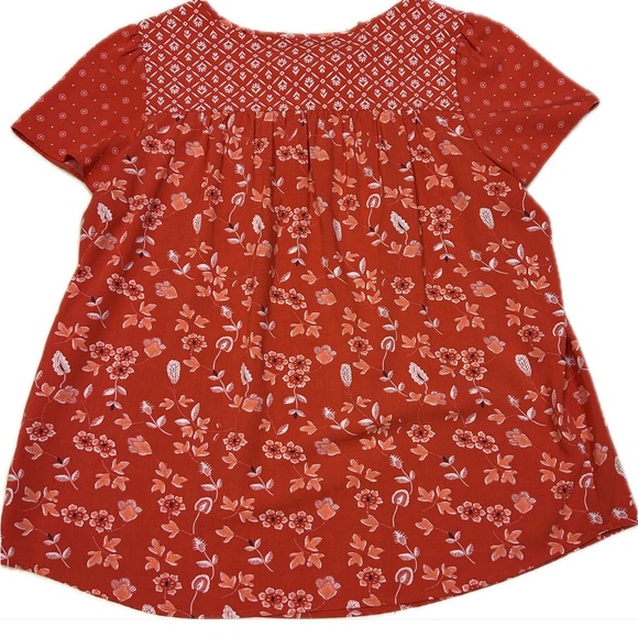 Red Printed Short Sleeve Blouse | Size XL - Picture 2 of 5